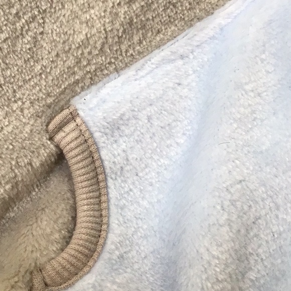 Blue & Gray/ Grey Soft Plush Sweatshirt Hoodie Medium NWT - Picture 3 of 7